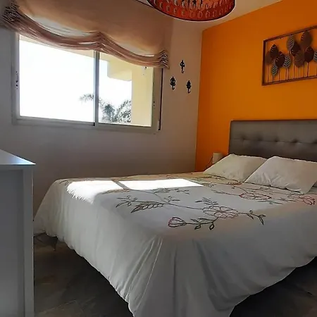 Fantástico Apartamento En La Carihuela Apartamento *